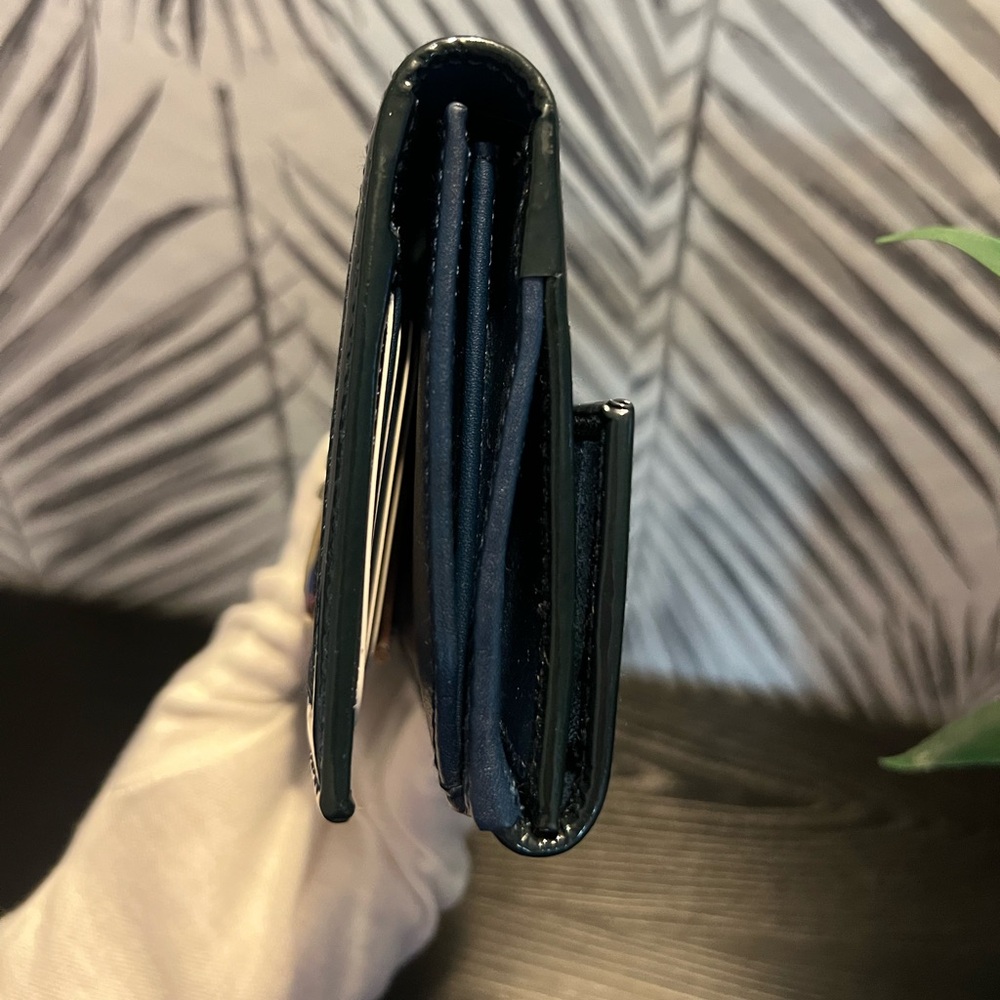 ❌SOLD❌ Gucci Teal Horsebit Print Buckle Wallet With Box - Picture 11 of 17